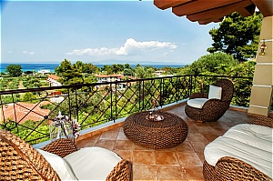  villa 170 sq.m.(14088)  ()