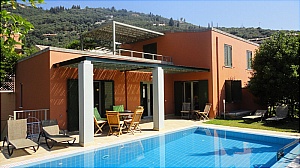  villa 172 sq.m. (10600)  ()