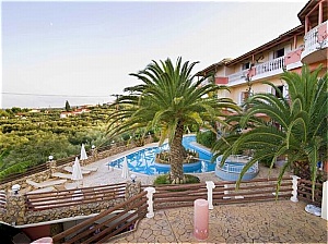  Zante Calinica Apartments 