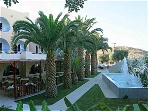  Karteros Hotel 3*