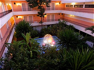  Albatros Hotel 3*