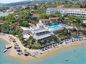  Alexandra Beach Hotel 4*