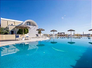  Bella Santorini Studios 4*