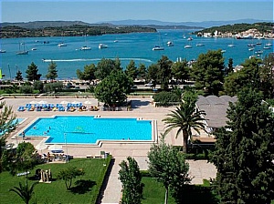  Porto Heli Hotel 4*