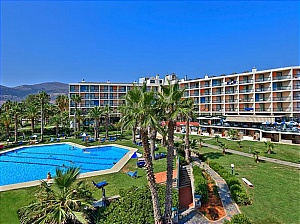  Sirens Beach & Village 4*