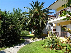  Ioli Apartments Fourka Beach 