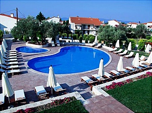  Kassandra Village Luxury Resort 