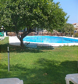  Roxani Hotel 2*