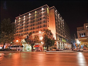  Capsis Hotel 4*