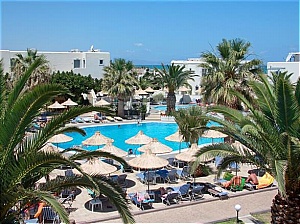  Europa Beach Hotel 4*