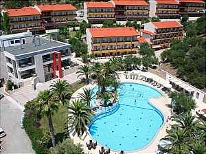  Lagomandra Hotel & Spa 4*