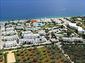  Kinetta Beach Resort & Spa 4*