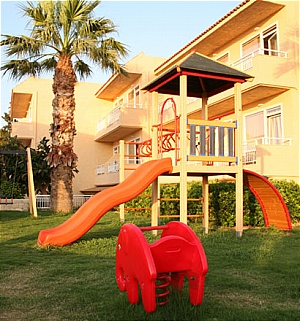  Lavris Hotel & Bungalows 4*