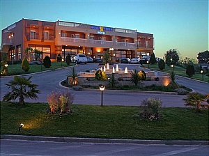  Ambassador Hotel 3*