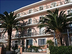  Aegli Hotel 2*